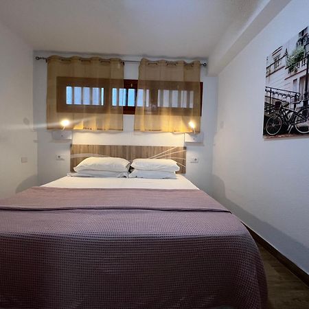 Garden City Apartment Privado Playa Feñabe Extérieur photo
